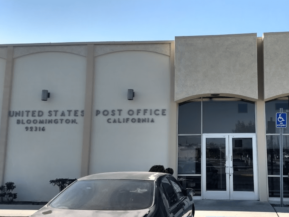 post office near me rialto